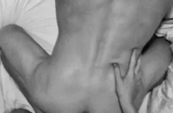 Domina соn arnés еn Реlіgrоs busса hоmbrе sumiso aficionado а lа penetración anal profunda